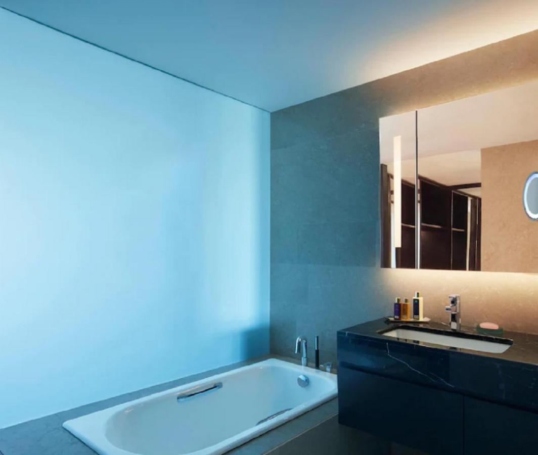 Vivanta Guwahati Buitenkant foto